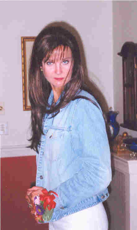 Wig Judy.jpg (18434 bytes)